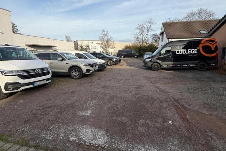 Außenparkplatz